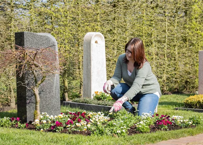 Worauf man bei der Grabgestaltung besonders achten sollte