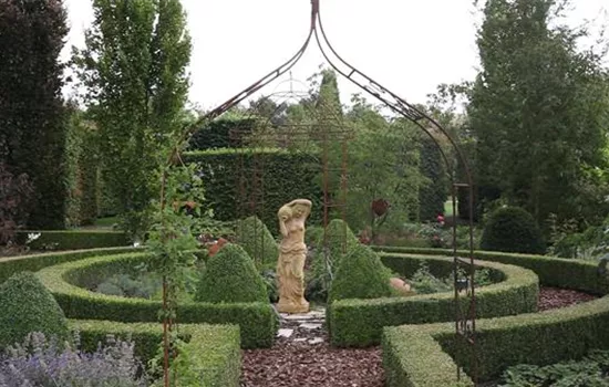 Gartengestaltung - Romantischer Garten